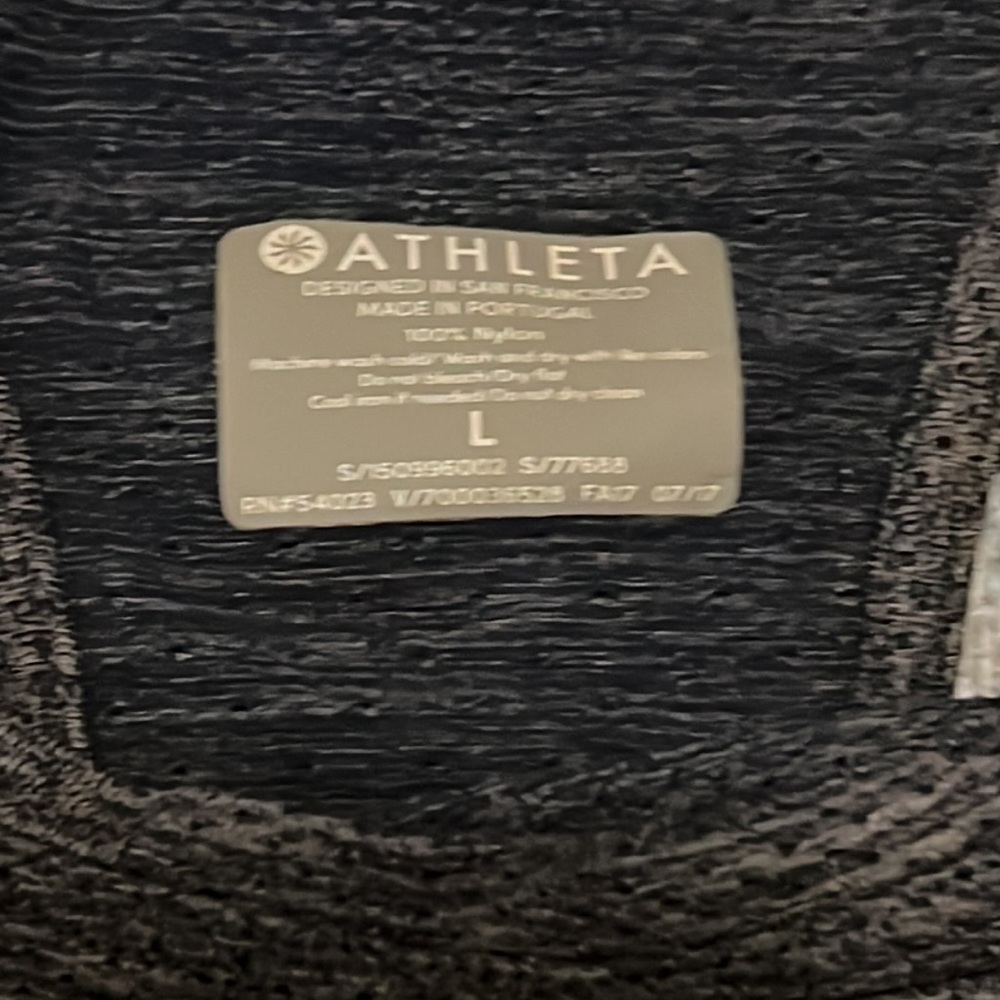 Athleta Reverb Muscle tank - Picture 4 of 6